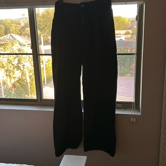 Black Straight Legged Jeans - Picture 1 of 3